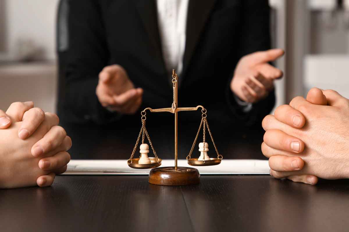 legal consultation with a mediator